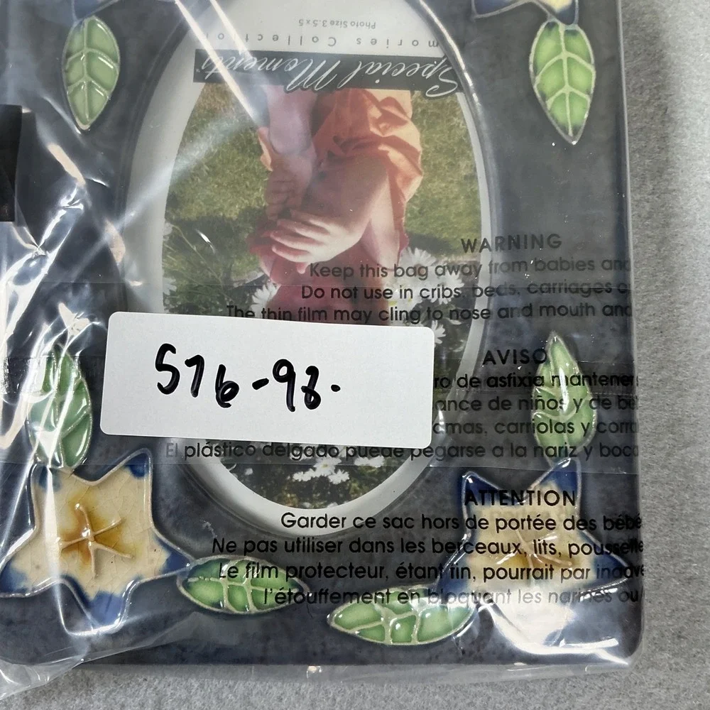 Floral Ceramic Picture‎ Frame 3.5x5 Ivy Leaf Blue White Decorative